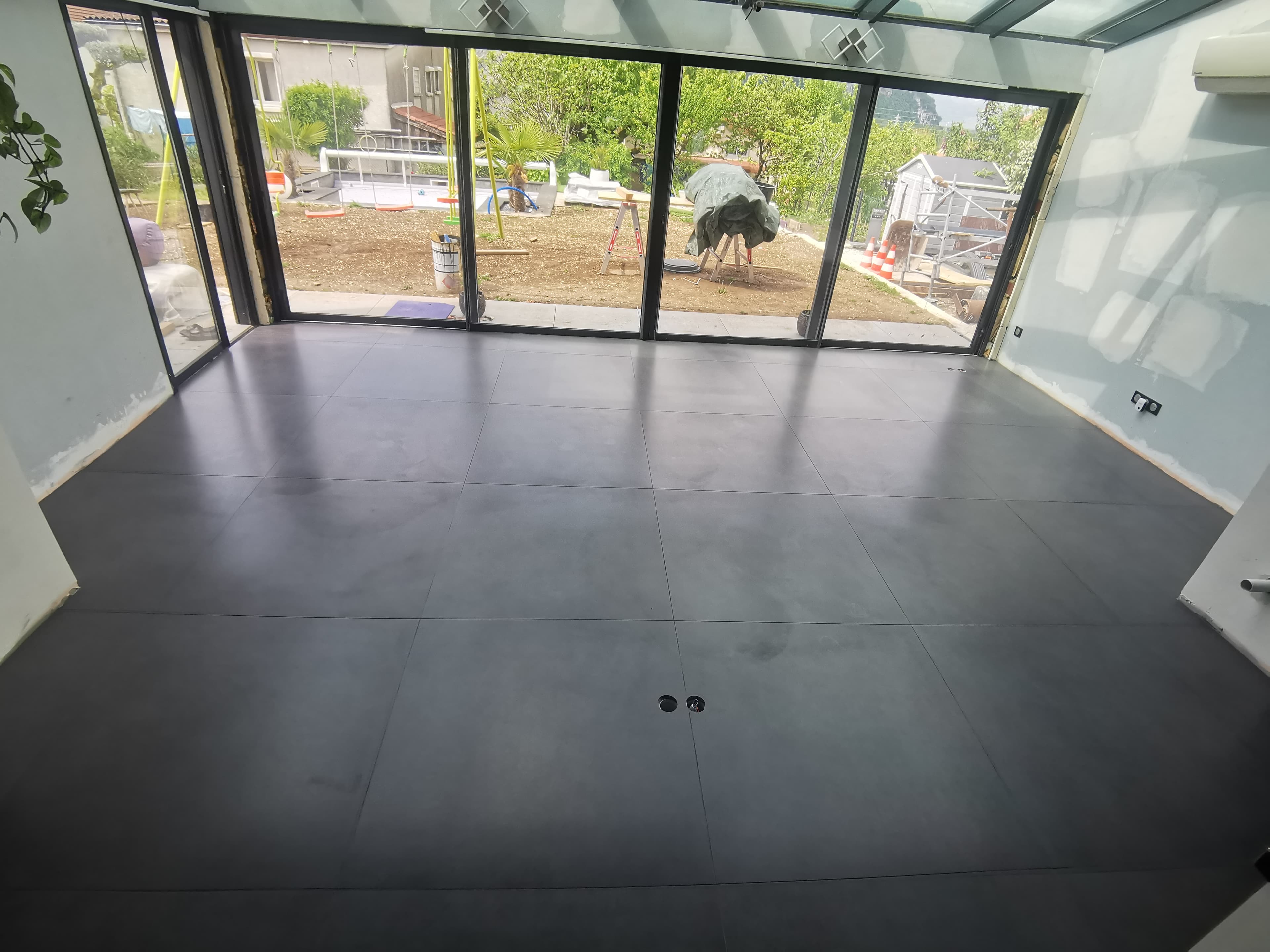 Carrelage intérieur lumineux