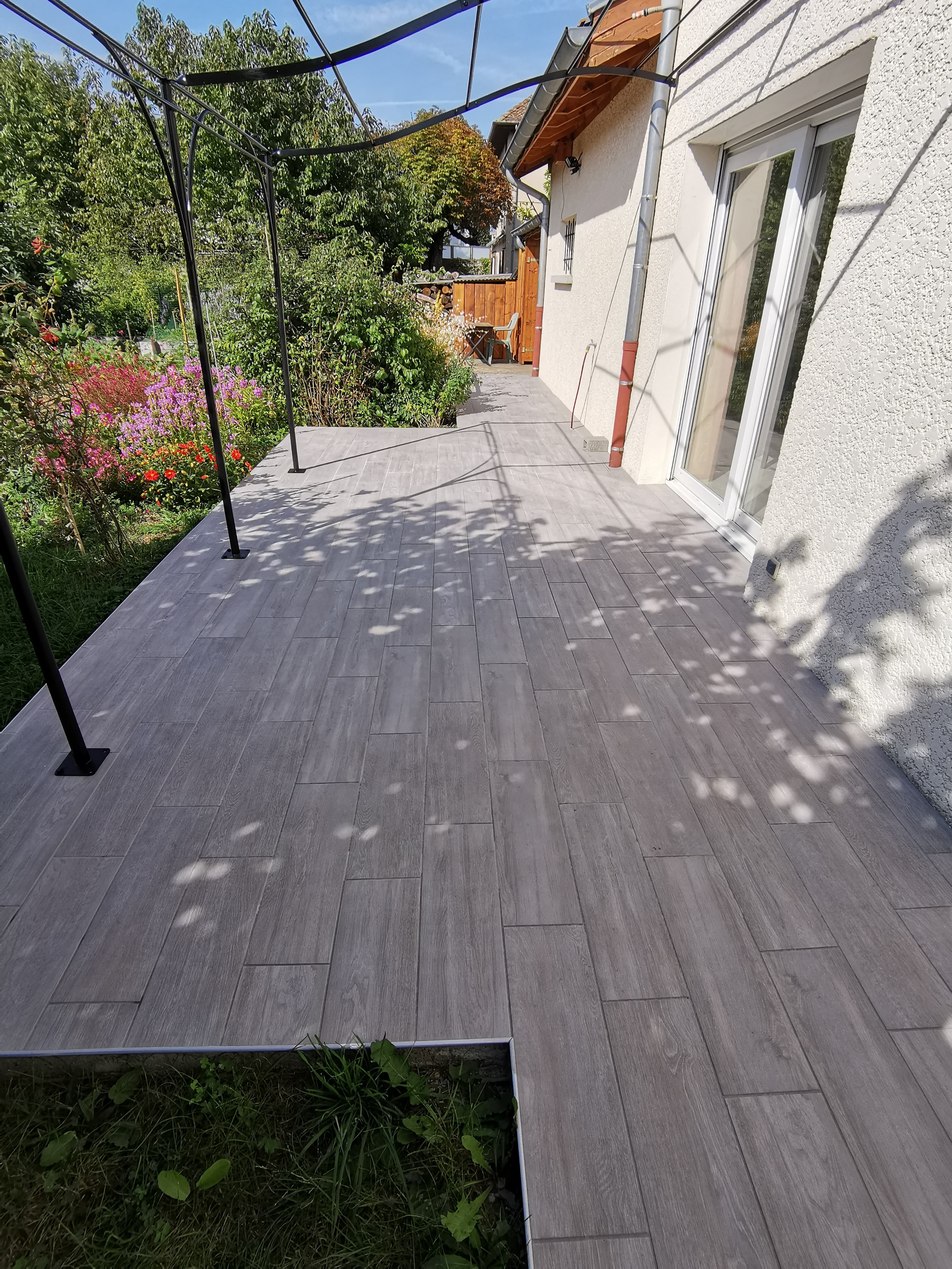 Douche moderne paroi vitrée